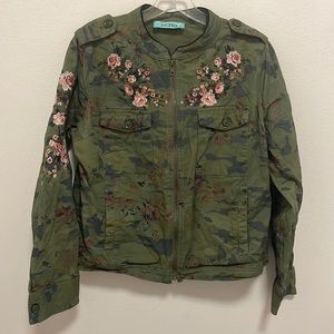 Karlie camo jacket